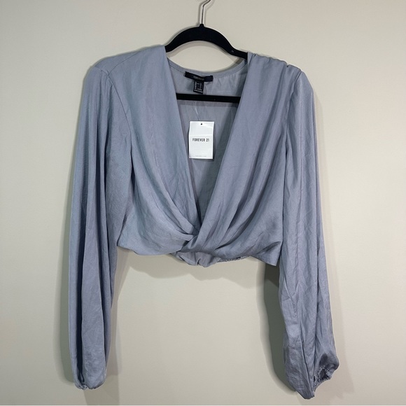 Silky Blue low cut cropped blouse long sleeve - Picture 3 of 7